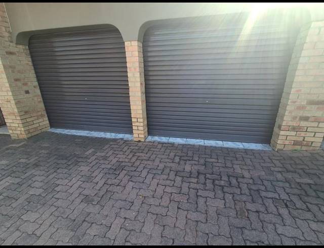 3 BEDROOM TOWNHOUSE FOR SALE IN NEW REDRUTH